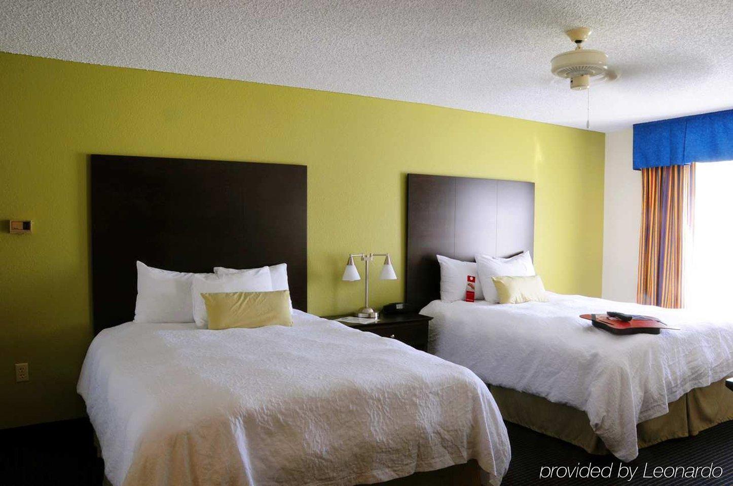 Hampton Inn & Suites Anaheim גרדן גרוב חדר תמונה