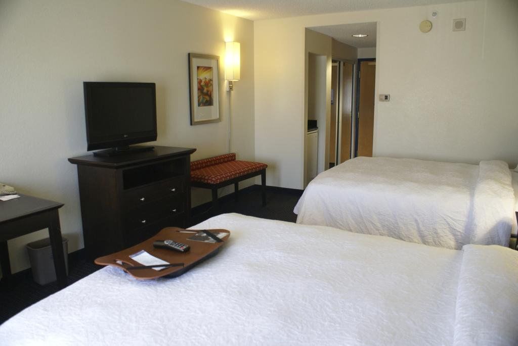 Hampton Inn & Suites Anaheim גרדן גרוב מראה חיצוני תמונה